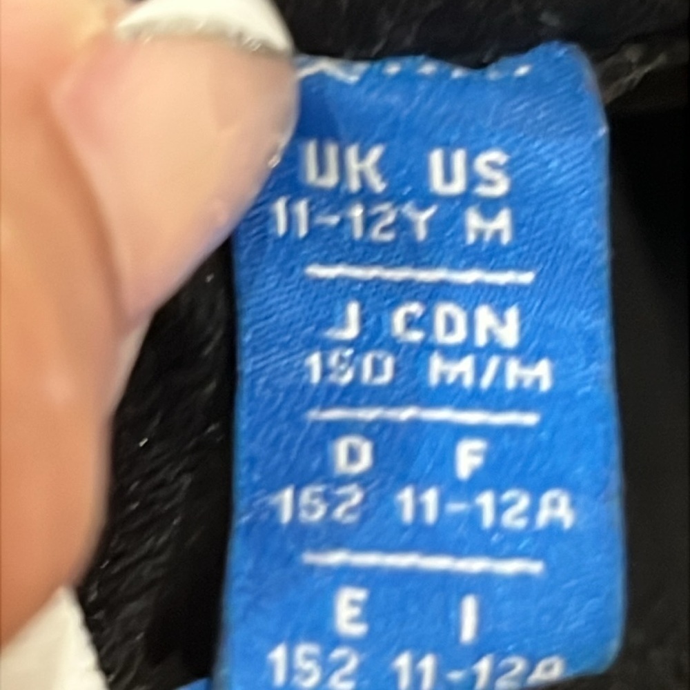 ADIDAS :: JOGGERS - Picture 6 of 13